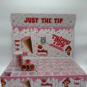 Trippy Tips Strawberry Avery Albino